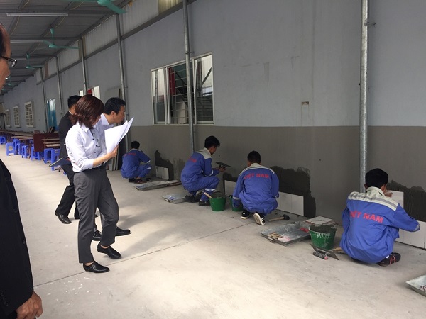 Tuyển Nam tham gia đơn hàng xây dựng tháng 02/2018